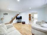 32 Montgomery St - Photo 1