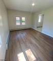 323 Rutherford Ave - Photo 2