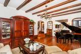 917 Westminster Ave - Photo 10