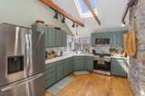 1046 Lakeside Dr E - Photo 14