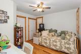 1046 Lakeside Dr E - Photo 21
