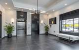 558 Market St - Photo 3