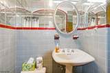 2100 Orchard Ter - Photo 32