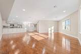 658 Market St - Photo 13