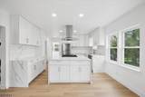 686 Meyersville Rd - Photo 17