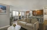 100 Manhattan Ave - Photo 32