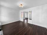 366 Thomas St - Photo 3