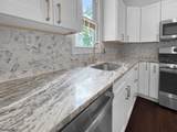 366 Thomas St - Photo 9