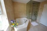 10 Queens Ln - Photo 14