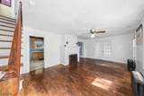1943 Plainfield Ave - Photo 4