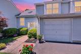 147 Picadilly Pl - Photo 1