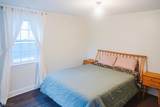 435 Meeker St - Photo 17