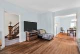 28 Grand Ave - Photo 3