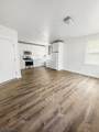818 Summit Ave - Photo 4