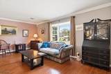 7 Strickland Ave - Photo 2