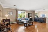 7 Strickland Ave - Photo 3