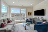 3 Vanderbilt Blvd - Photo 3