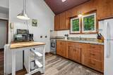 1009 Lakeside Drive East - Photo 6