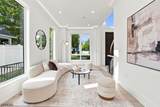 244 Washington Pl - Photo 15