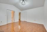 2103 Ackmen Ct - Photo 18