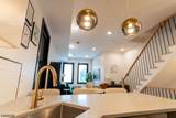 20 Westervelt Pl - Photo 2