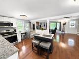10 S Parkway - Photo 4