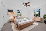 940 Hobson St - Photo 16