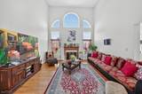 3 Surrey Way - Photo 12