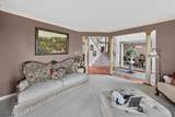 3 Surrey Way - Photo 16