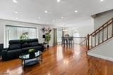 25 Holly St - Photo 8