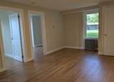 1008 Old York Rd - Photo 6