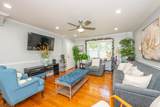 1136 Valley Rd - Photo 3
