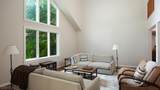 8 Cayuga Way - Photo 12