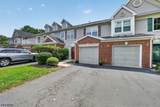 1004 Bayley Ct - Photo 2