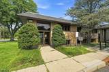 636 Easton Ave - Photo 1