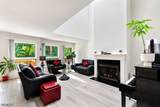 45 Bond St - Photo 2