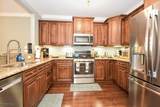 5208 Veterans Dr - Photo 10