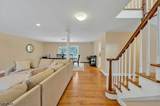 359 Hillview Ter - Photo 4