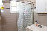 1802 Clinton St - Photo 31