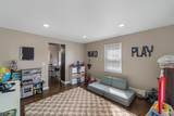 555 E Maple Ave - Photo 15
