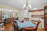 25 Lawrence Dr - Photo 12