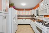 25 Lawrence Dr - Photo 15