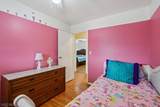 25 Lawrence Dr - Photo 23