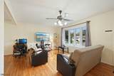 25 Lawrence Dr - Photo 7