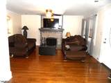 405 Chapman St - Photo 2