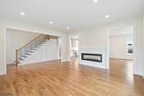 1 Willow Pl - Photo 4