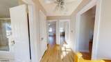 842 Travers St - Photo 11