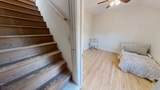 842 Travers St - Photo 17