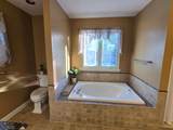 4 Castle Ct - Photo 25