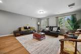 131 Lawrence Dr - Photo 6